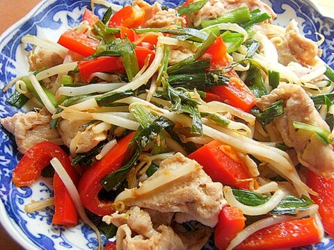 簡単!ポン酢で減塩❤豚&もやし炒め♪(生姜&ニラ)